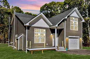 71 Palmetto Dr, Shirley, NY 11967 - Photo 3