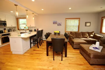 2 Diane Court, Greenwood Lake, NY 10925 - Photo 7