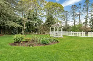 110 Sleepy Hollow Ln, Southold, NY 11971 - Photo 37
