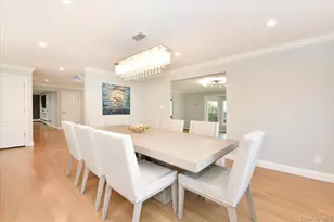 100 Georgian Ct, East Hills, NY 11576 - Photo 13