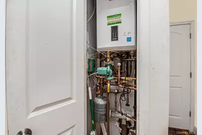 965 E 226th Street, Bronx, NY 10466 - Photo 13