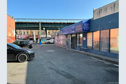 10438 Jamaica Avenue, Richmond Hill, NY 11418 - Photo 3