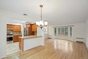 15 Morris Dr, Syosset, NY 11791 - Photo 13