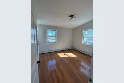 110-33 178th Street #2nd fl, Jamaica, NY 11433 - Photo 3