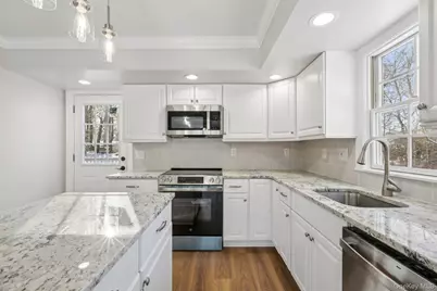 95 Smithtown Road, Fishkill, NY 12524 - Photo 17