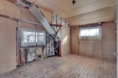 2 Welcome Lane, Wantagh, NY 11793 - Photo 27