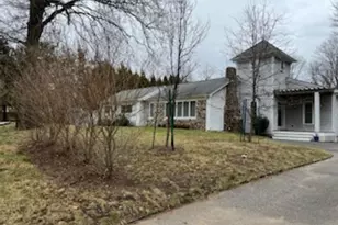 42 N Menantic Rd, Shelter Island, NY 11964 - Photo 23