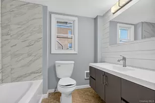 27 Spruce St, Poughkeepsie, NY 12601 - Photo 7