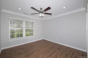 1301 Dolphin Ln, Holbrook, NY 11741 - Photo 9