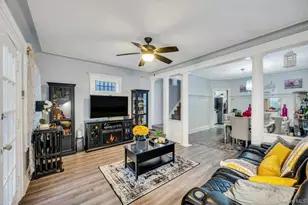 85-79 98th St, Woodhaven, NY 11421 - Photo 5