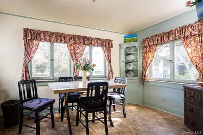 109 Bailey Avenue, Patchogue, NY 11772 - Photo 5