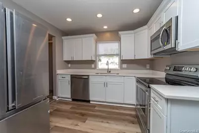 905 Tower Avenue, Maybrook, NY 12543 - Photo 3