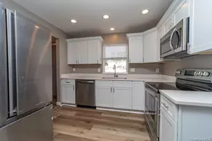 905 Tower Ave, Maybrook, NY 12543 - Photo 3