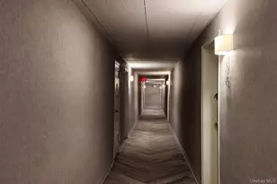 22 N Forest Ave, Rockville Centre, NY 11570 - Photo 19