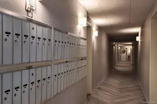 22 N Forest Ave, Rockville Centre, NY 11570 - Photo 21