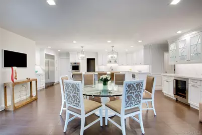 4 Meadowbrook Lane, Old Westbury, NY 11568 - Photo 7