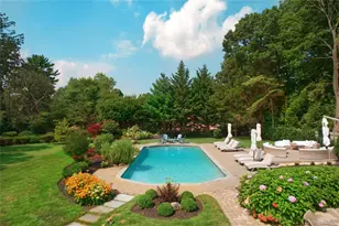 4 Meadowbrook Ln, Old Westbury, NY 11568 - Photo 29