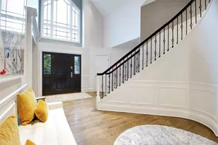 4 Meadowbrook Ln, Old Westbury, NY 11568 - Photo 3