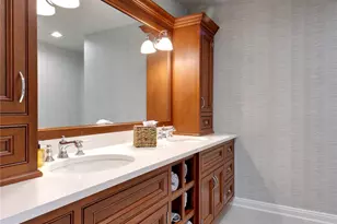 4 Meadowbrook Ln, Old Westbury, NY 11568 - Photo 23