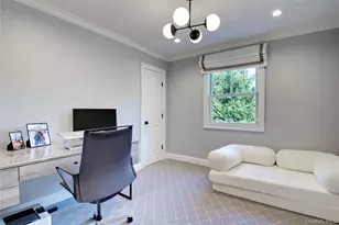 6 Flamingo Rd, East Hills, NY 11576 - Photo 27