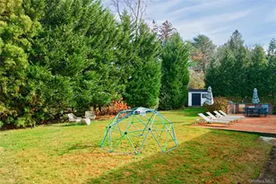 6 Flamingo Rd, East Hills, NY 11576 - Photo 33