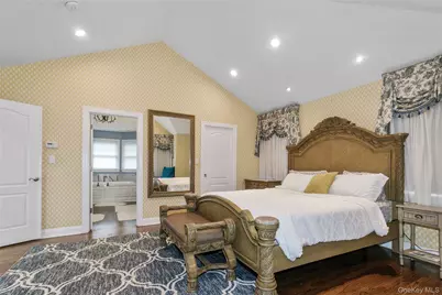 3 Saint Lawrence Place, Jericho, NY 11753 - Photo 29