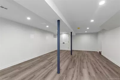 157 Lincoln Avenue #1, Mineola, NY 11501 - Photo 13