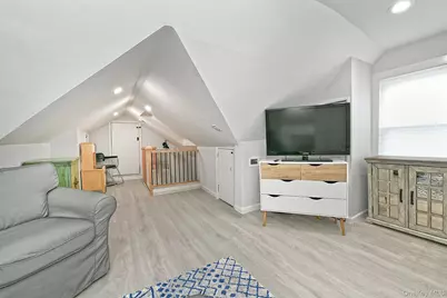 2704 Beach Drive, Merrick, NY 11566 - Photo 29