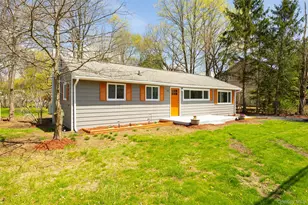 565 Old Hopewell Rd, Hopewell Junction, NY 12533 - Photo 17