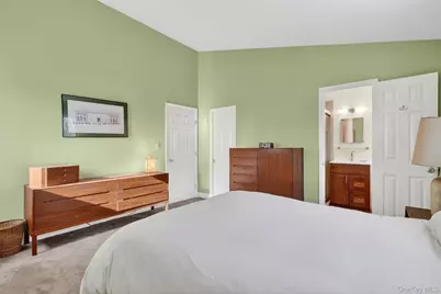 2802 Deer Street, Mohegan Lake, NY 10547 - Photo 17