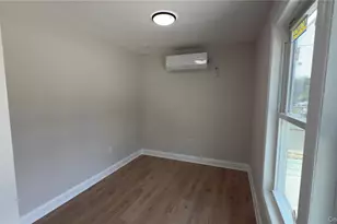 120 Linden, Hempstead, NY 11550 - Photo 3