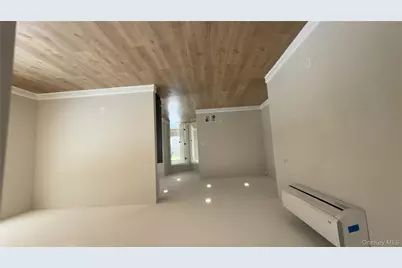 120 Linden, Hempstead, NY 11550 - Photo 5