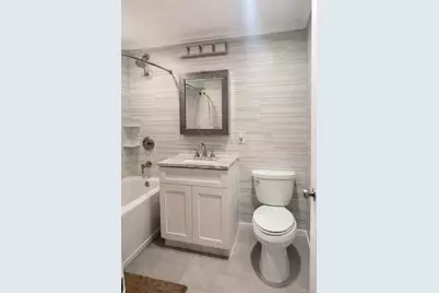 19456 114th Road, Saint Albans, NY 11412 - Photo 5