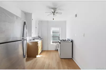 226 Fourth Avenue, Pelham, NY 10803 - Photo 3