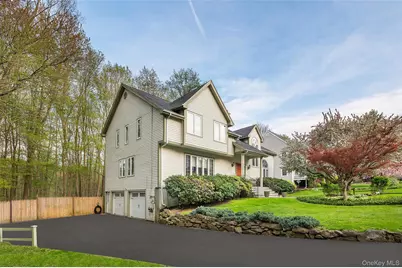 1400 Chatham Lane, Yorktown Heights, NY 10598 - Photo 5