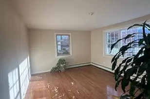 147 Pauls Path, Coram, NY 11727 - Photo 5