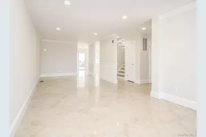 24B Sintsink Dr W, Port Washington, NY 11050 - Photo 3