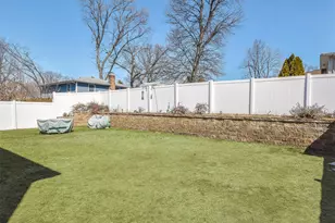 24B Sintsink Dr W, Port Washington, NY 11050 - Photo 29