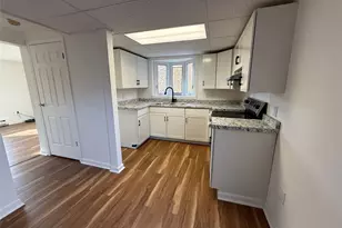 81 Gerald Dr, Poughkeepsie, NY 12601 - Photo 7