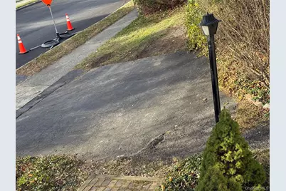 81 Gerald Drive, Poughkeepsie, NY 12601 - Photo 19