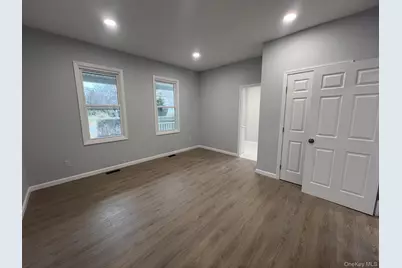 24 W 18th Street, Huntington Station, NY 11746 - Photo 3