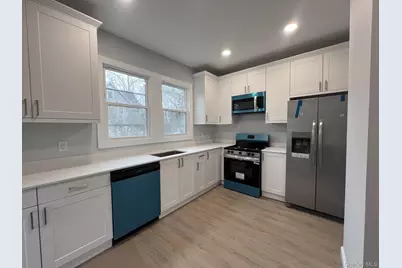 24 W 18th Street, Huntington Station, NY 11746 - Photo 5