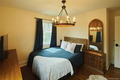 7 Avondale Road, Yonkers, NY 10710 - Photo 27