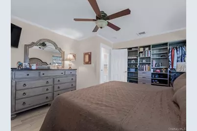 68 Kenwood Avenue, Massapequa, NY 11758 - Photo 11