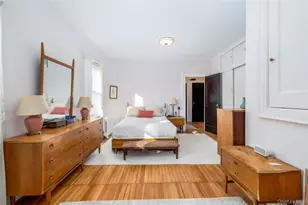 232 Sherman St, Lynbrook, NY 11563 - Photo 13