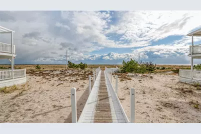 281 Dune Road #2A, Westhampton Beach, NY 11978 - Photo 17