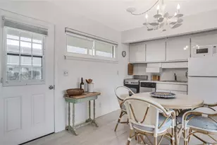 281 Dune Rd, Westhampton Beach, NY 11978 - Photo 15