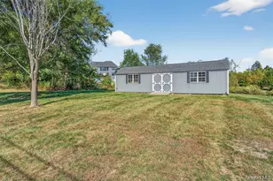 2 Harcourt Cosman Dr, Newburgh, NY 12550 - Photo 33