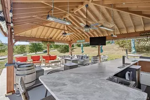 2 Harcourt Cosman Dr, Newburgh, NY 12550 - Photo 29