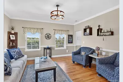 2 Harcourt Cosman Drive, Newburgh, NY 12550 - Photo 15